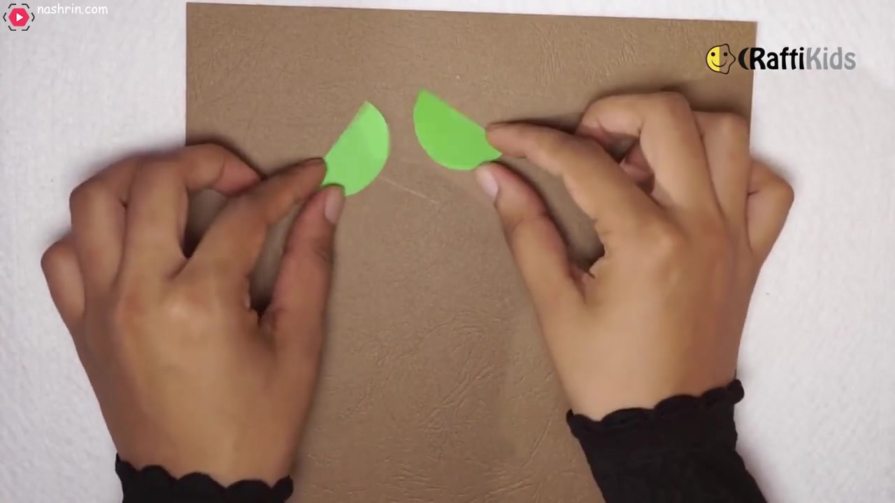 کاردستی برای کودکان - درخت با دایره