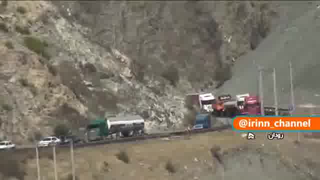 تصادف مرگبار اتوبوس با تریلر - کرمان