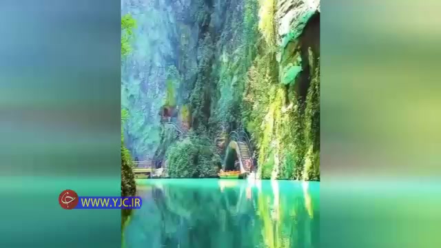 قایق سواری در غار زیبای چین