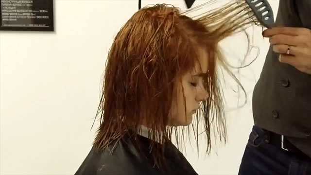 فیلم آموزش هایلایت و کوتاه کردن مو + رنگ مو عسلی