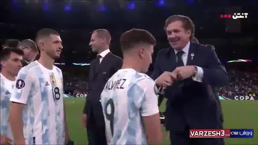 اهدای جام قهرمانی فینالیسیما - آرژانتین