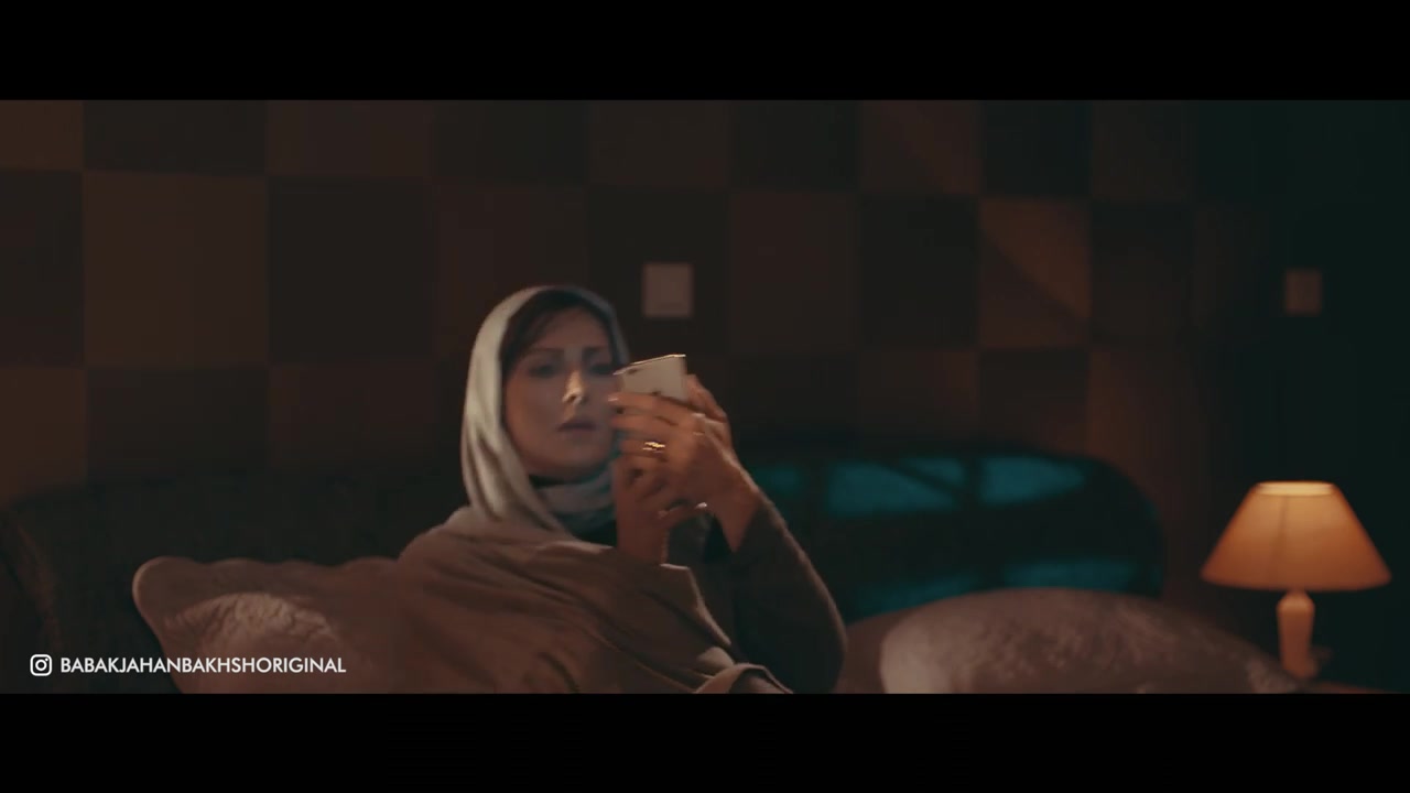 ویدیو اهنگ زیبای بی تاب بابک جهانبخش برای سریال رقص روی شیشه