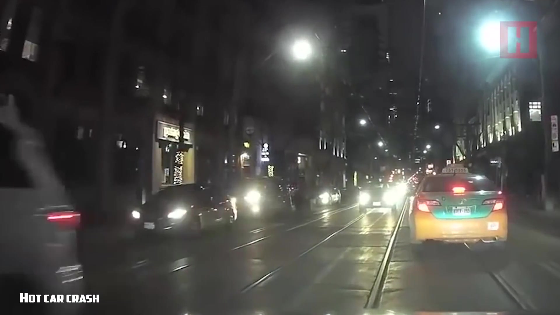 ویدیو تصادف جاده ای عجیب