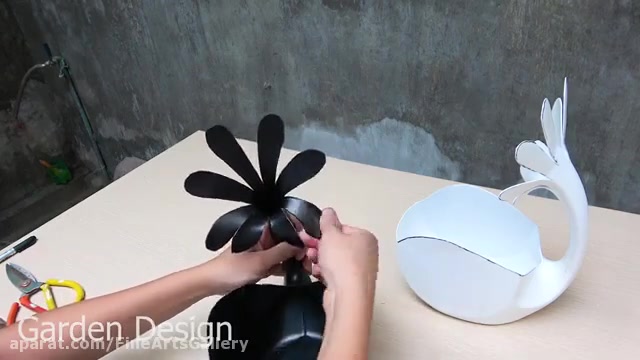 ساخت گلدان با ظروف پلاستیکی دورریختنی