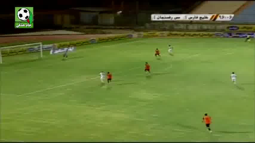 مسابقه فوتبال خلیج فارس 1 (4) - مس رفسنجان 1 (2)